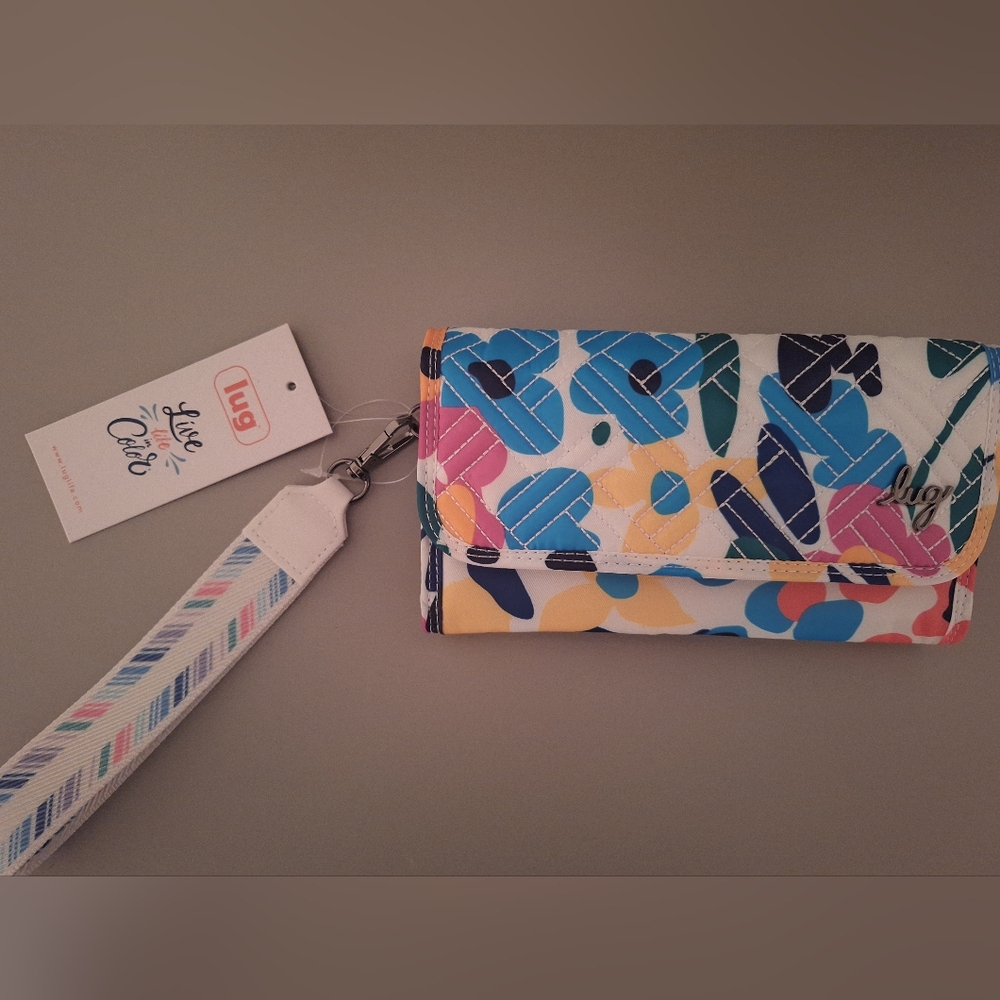 Lug Stroll Wristlet Wallet